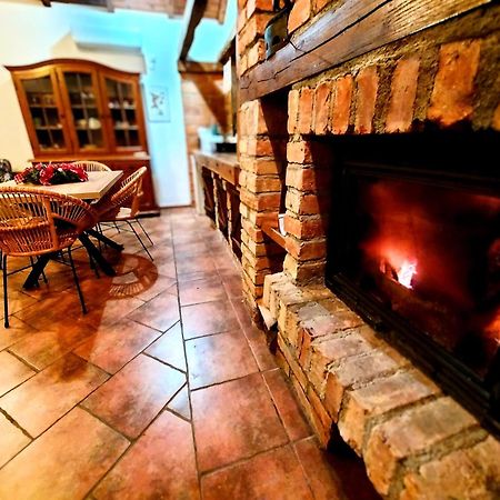 Studio Apartman Buteo Ястребарско Экстерьер фото